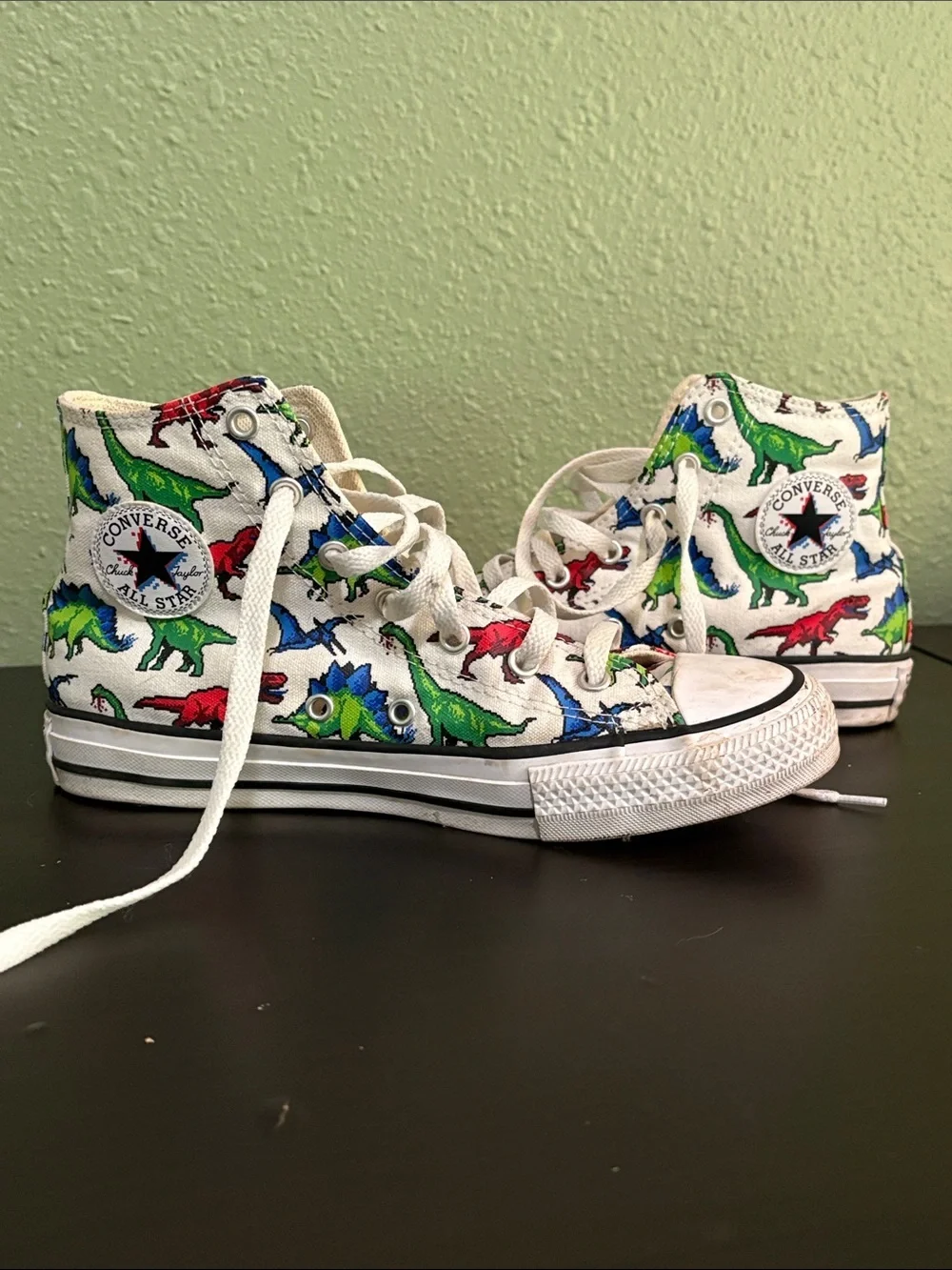 Converse Kids White High-Top Sneakers with Red, Green and Blue Dinosaur Print